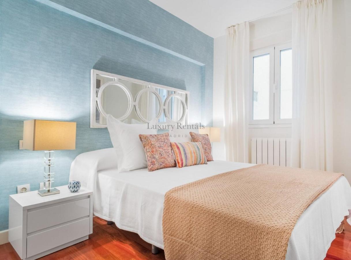 Charming 2-Bedroom Apartment In Retiro Perfect Madrid Location Buitenkant foto